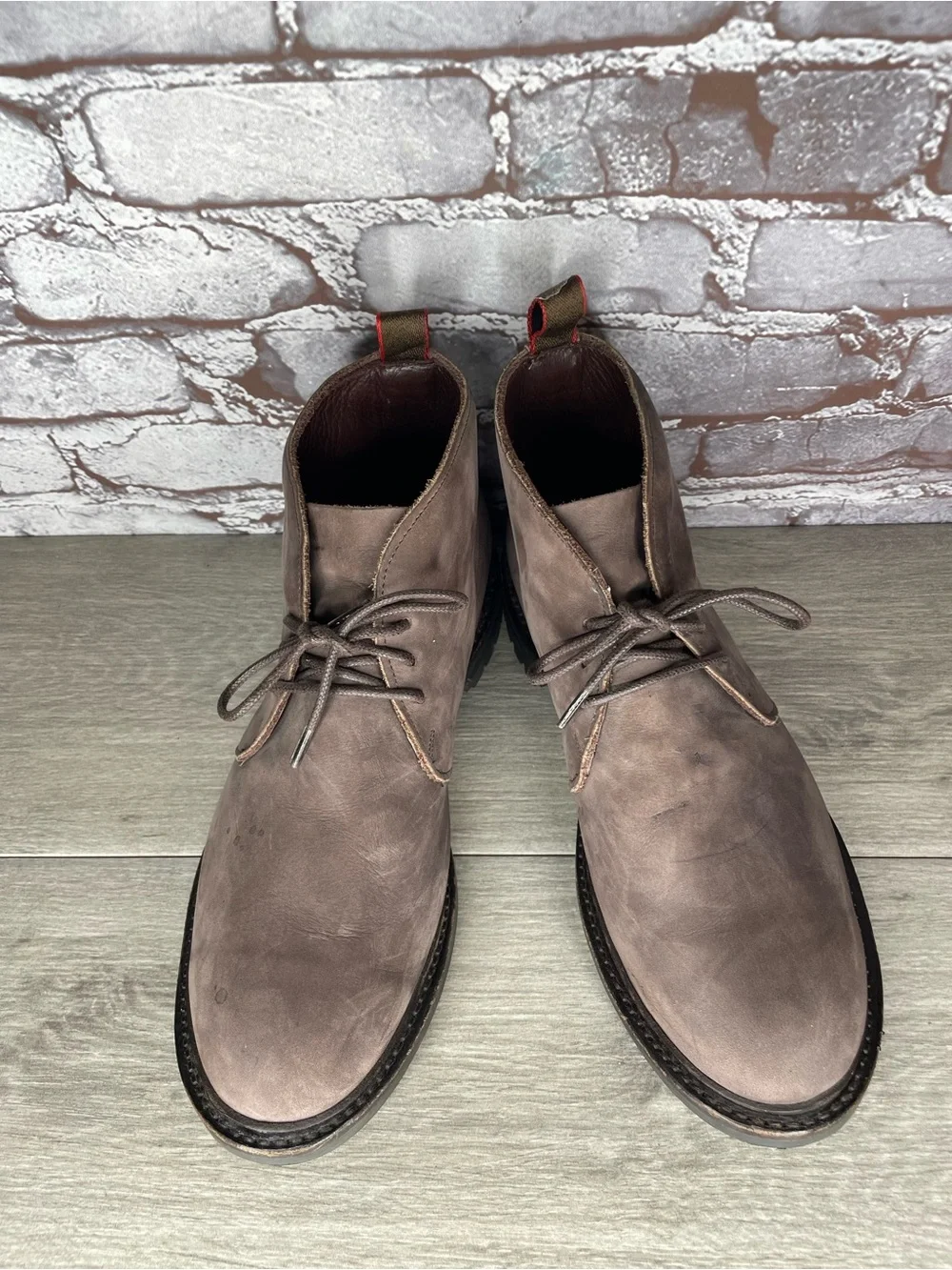 Allen Edmonds Surrey WeatherProof Taupe Nubuck Leather Boots Men sz 9.5D US/43EU